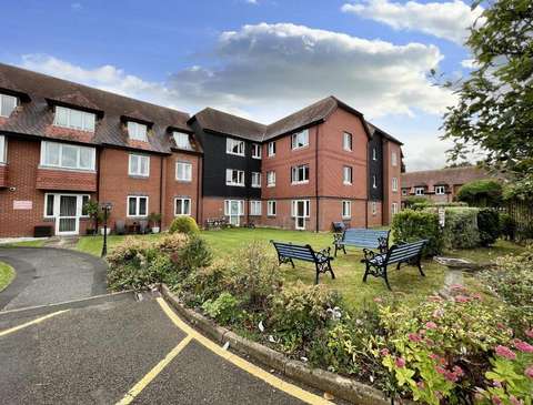 Property for sale in Westwell Court, Tenterden, TN30