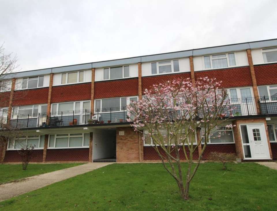Flats For Sale In Upminster Placebuzz