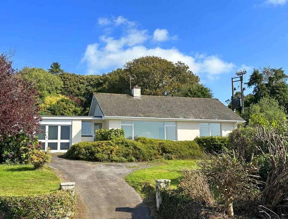 Tregye Road Carnon Downs, Truro - Clive Pearce Property