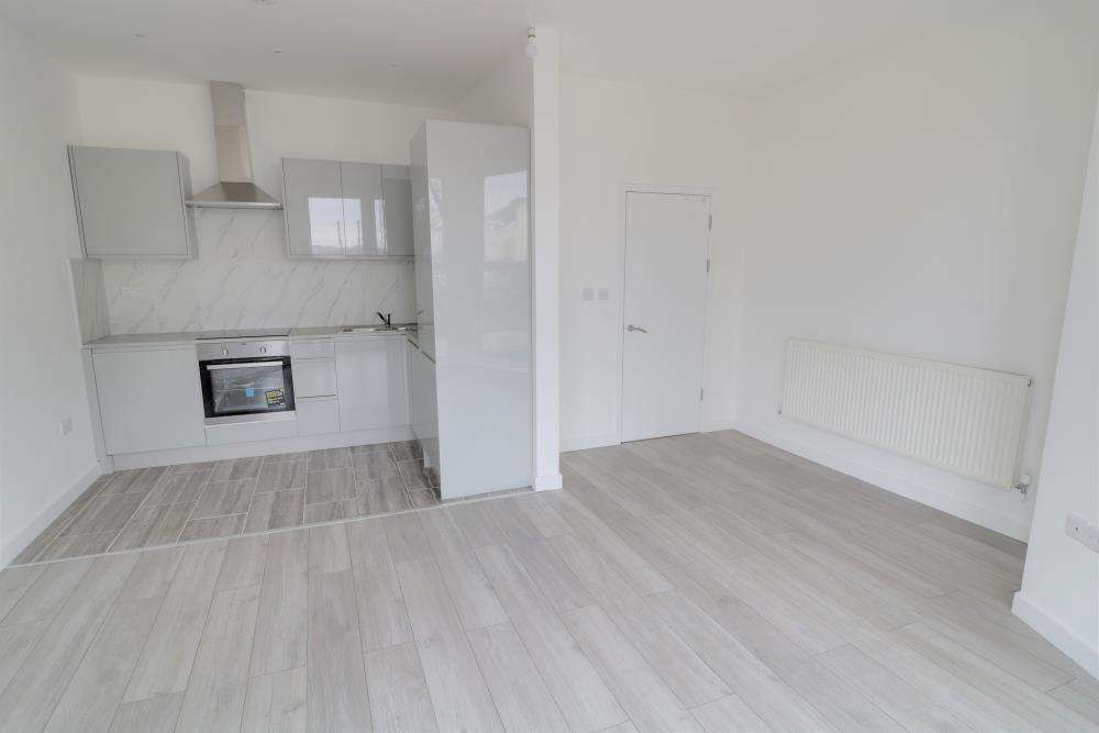 1 bedroom flat to rent - floorplan