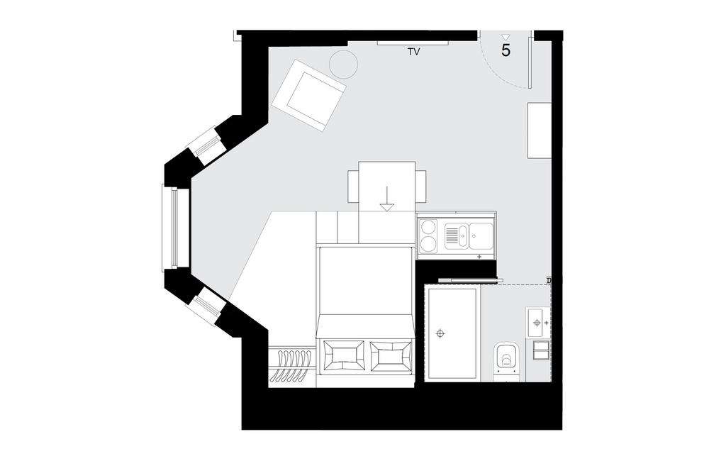 Studio flat to rent - floorplan